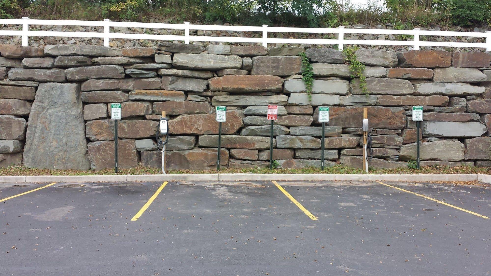 Paradise Inn & Suites Towanda Esterno foto